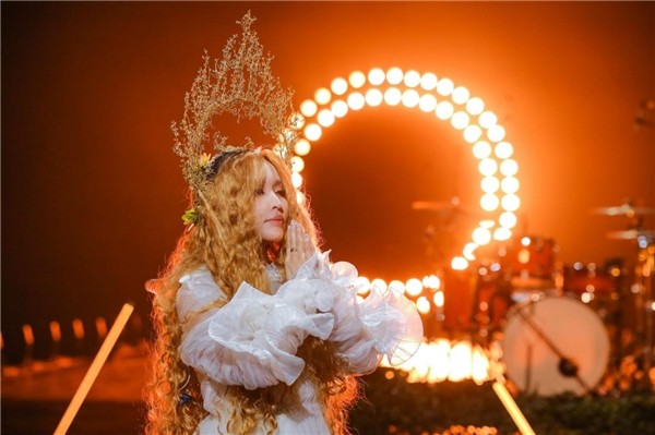 “最大黄金面具”、全球首发文物……——四川卫视新年演唱会六大亮点提前曝光!